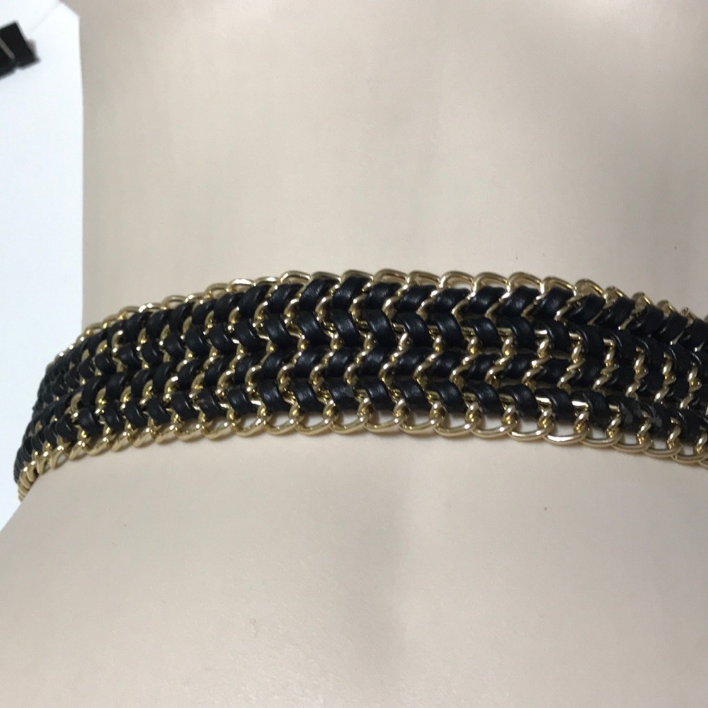 Gold chain black leather elastic belt